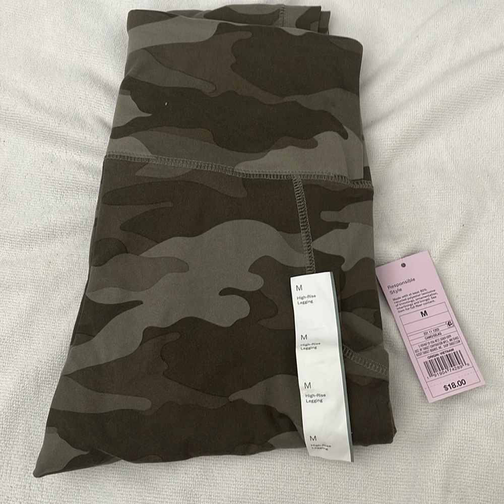 Women's High-Waisted Ultra Soft Leggings Wild Fable